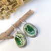 Pendientes modernistas de cristal, plata y cerámica verdes tuquesa con ramita