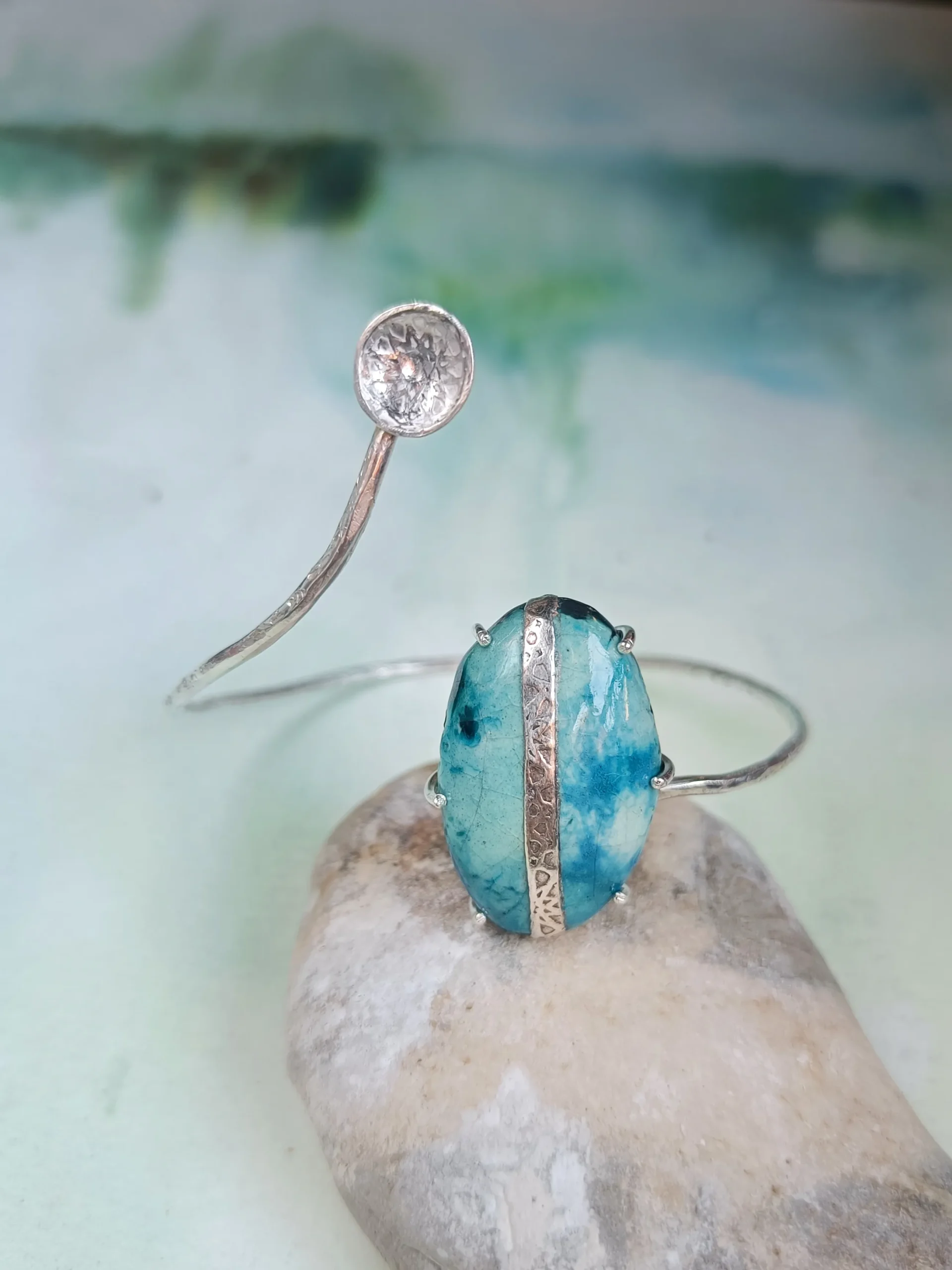 Brazalete plata y cerámica textura mudéjar