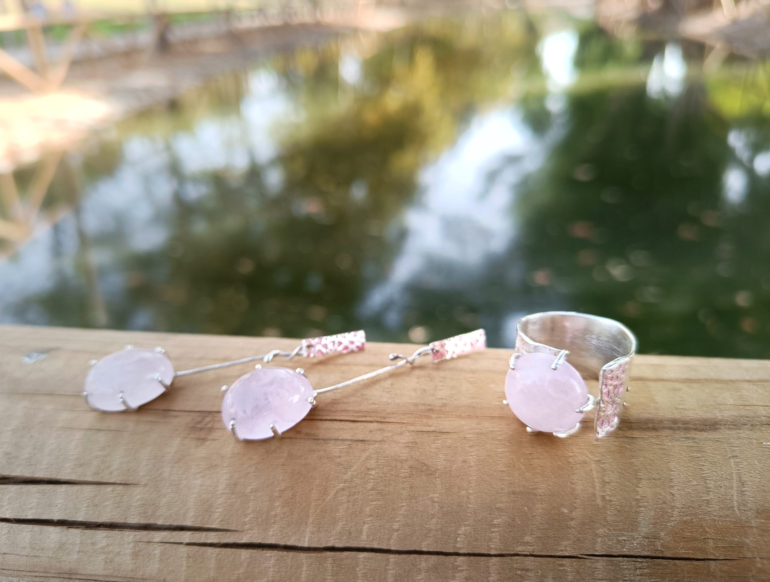 conjunto anillo y pendientes plata mudéjar y cuarzo rosa